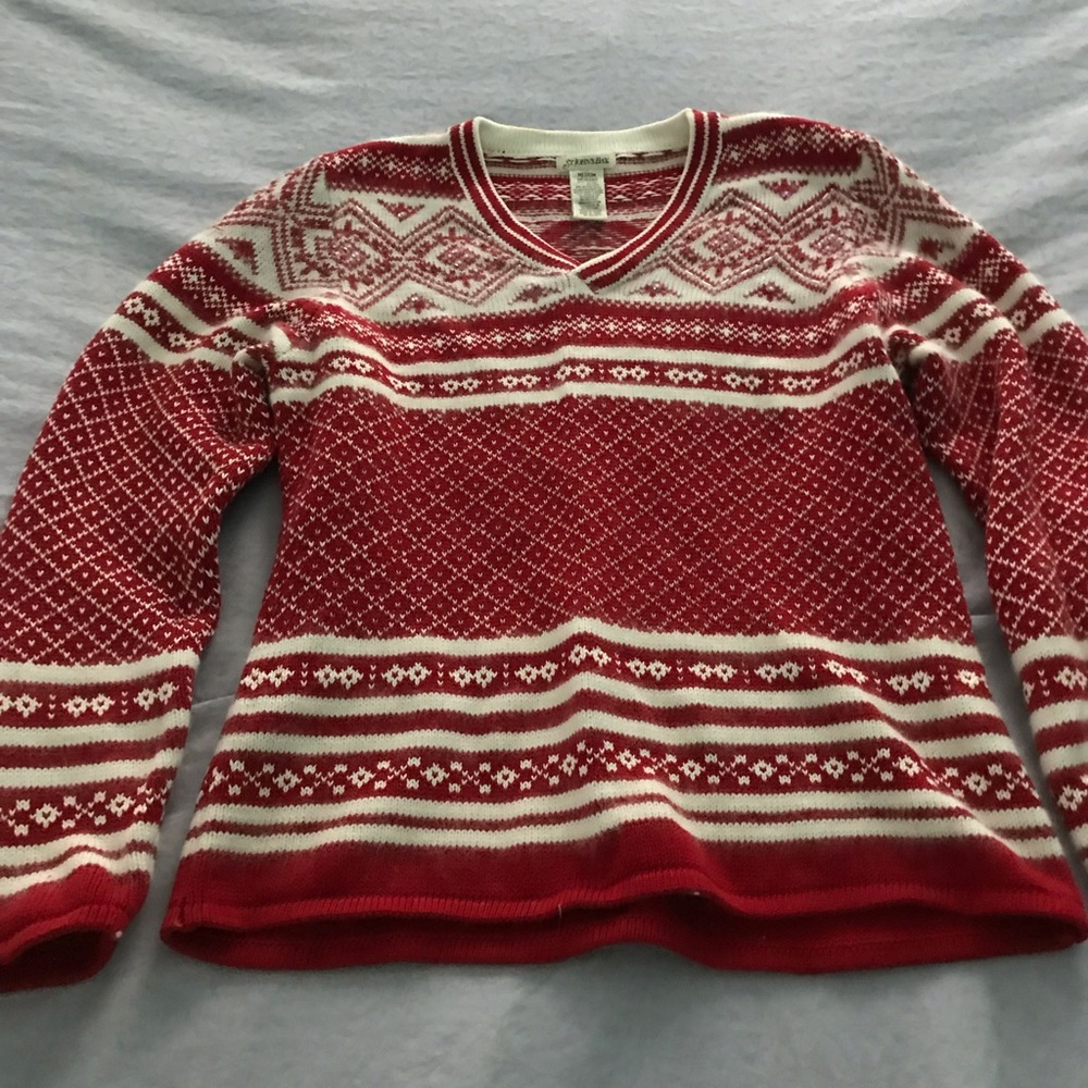 Festive winter sweater with a touch of shine!